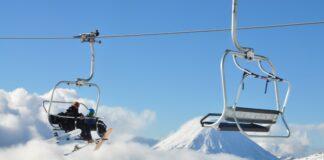 Snowy Excitement: Whakapapa Ski Resort in New Zealand