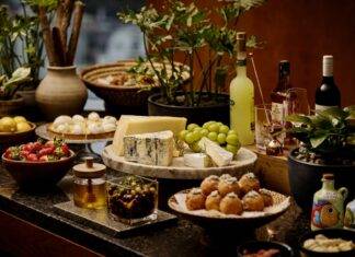 파크 하얏트 부산 리빙룸, ‘파이브 투 세븐’ 선보여