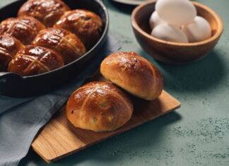 안다즈 서울 강남, 부활절 맞이 이색 상품 ‘핫 크로스 번’ 출시