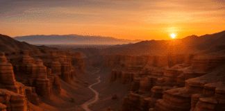 차른 캐니언, 바람이 깎아낸 협곡의 시간