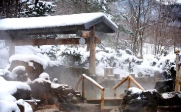 “도심에서 즐기는 겨울 온천 휴식” 클룩, 오사카 중심 일본 온천 숙박 급증