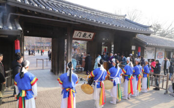 세배·복주머니·지신밟기까지… 설 연휴는 한국민속촌에서