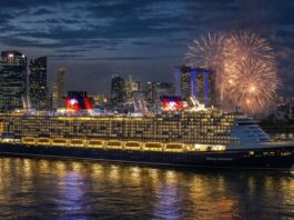 디즈니 크루즈 첫 아시아 모항 싱가포르…‘디즈니 어드벤처’ 명명식 개최