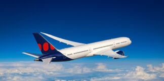 좁아지는 하늘에서 혼자 넓혔다…에어프레미아의 반전 선택