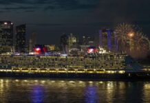 디즈니 크루즈 라인, 싱가포르서 아시아 첫 모항 크루즈 ‘디즈니 어드벤처호’ 명명식 진행