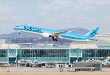 4조 매출에도 ‘비상경영’ 선포… 대한항공의 선제적 위기 대응과 정책적 과제 대한항공 항공기가 인천공항 활주로에서 이륙을 준비하는 모습. 2026년 1분기 역대 최대 실적 기록