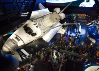 ‘아르테미스’가 쏘아 올린 여행의 미래… 미국, ‘우주관광’의 메카로 우뚝